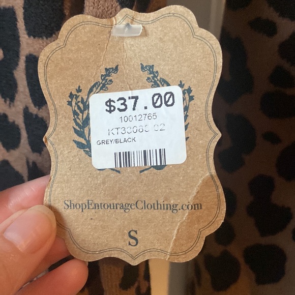 Cheetah print lightweight sweater dress size small - Picture 2 of 3